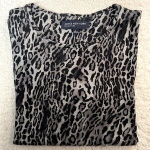 Jones New York Animal Print Black & Gray Long Sleeve Shirt Size L